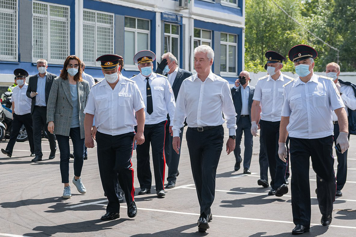 Сергей Собянин поздравил автоинспекторов Москвы с профессиональным праздником