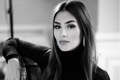 Анастасия Шубская продемонстировала красоту своих ног