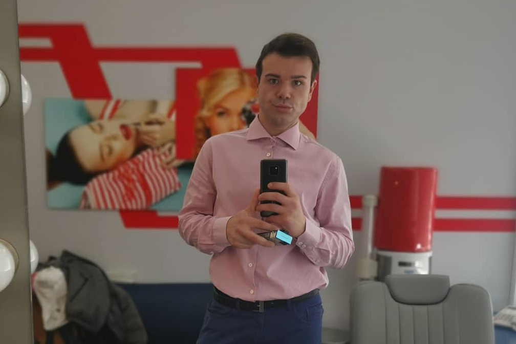 «Второй шанс»: звезда «Папиных дочек» встал с инвалидного кресла