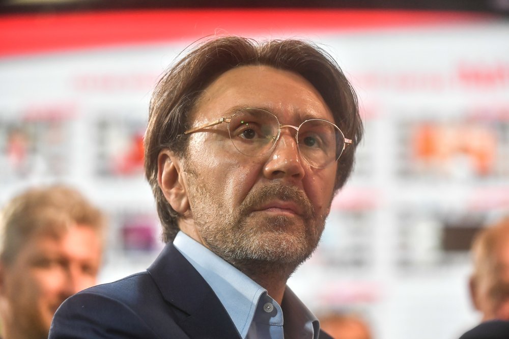 «Плюнешь, она зашипит»: Шнуров — о конфликтах с Собчак, Пригожиным и Бастой