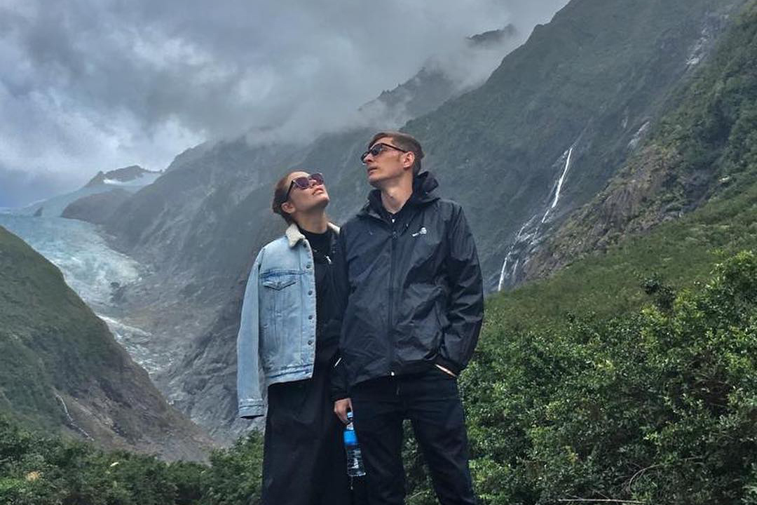 Павел Воля рассказал, какой экстремальный подарок готовит жене ко дню рождения