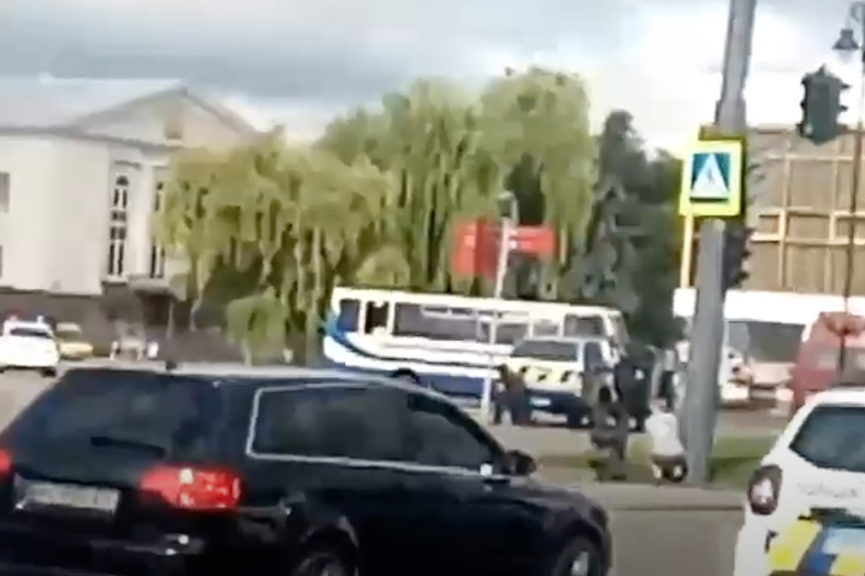 Захватчик заложников в Луцке заявил, что среди них есть дети и беременные