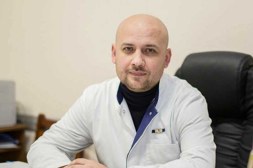 Завотделением Психиатрической больницы № 1 рассказал, как работникам скорой помогают преодолеть трудности