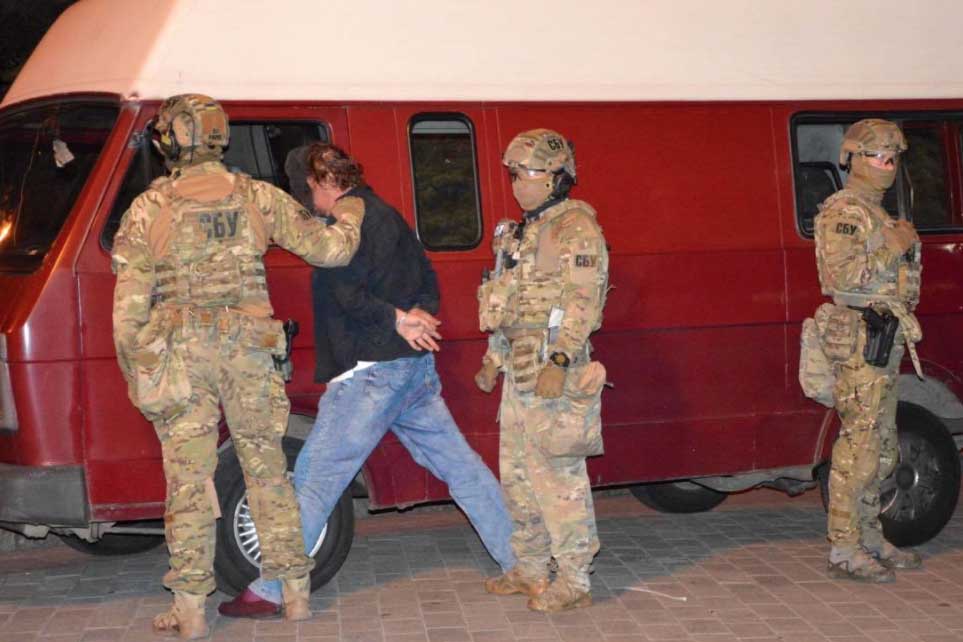 Захватчику заложников в Луцке предъявили обвинение