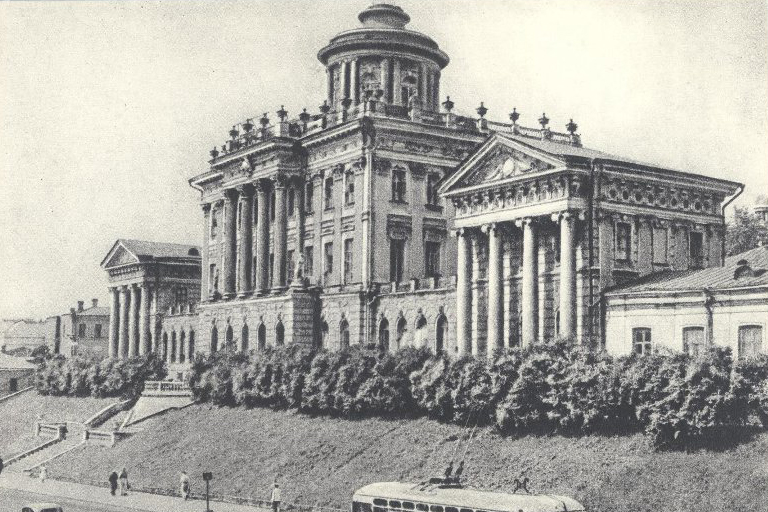 Лучше хором выступать