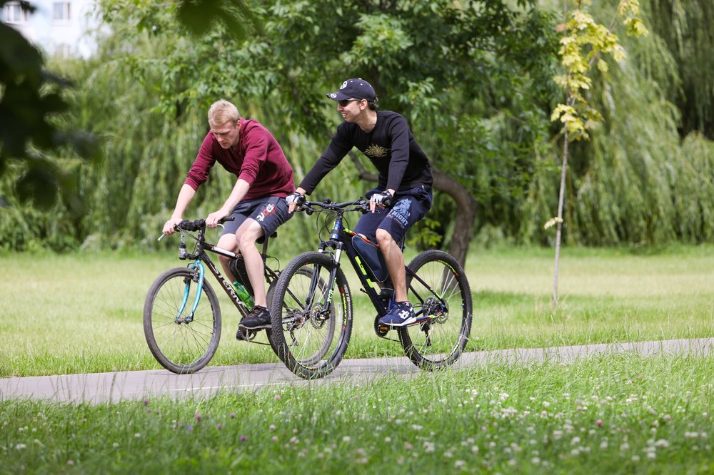 До 20 градусов тепла и кратковременные дожди ждут москвичей в пятницу