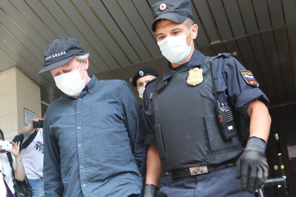 Адвокат Ефремова объяснил, почему актер перестал признавать вину в ДТП