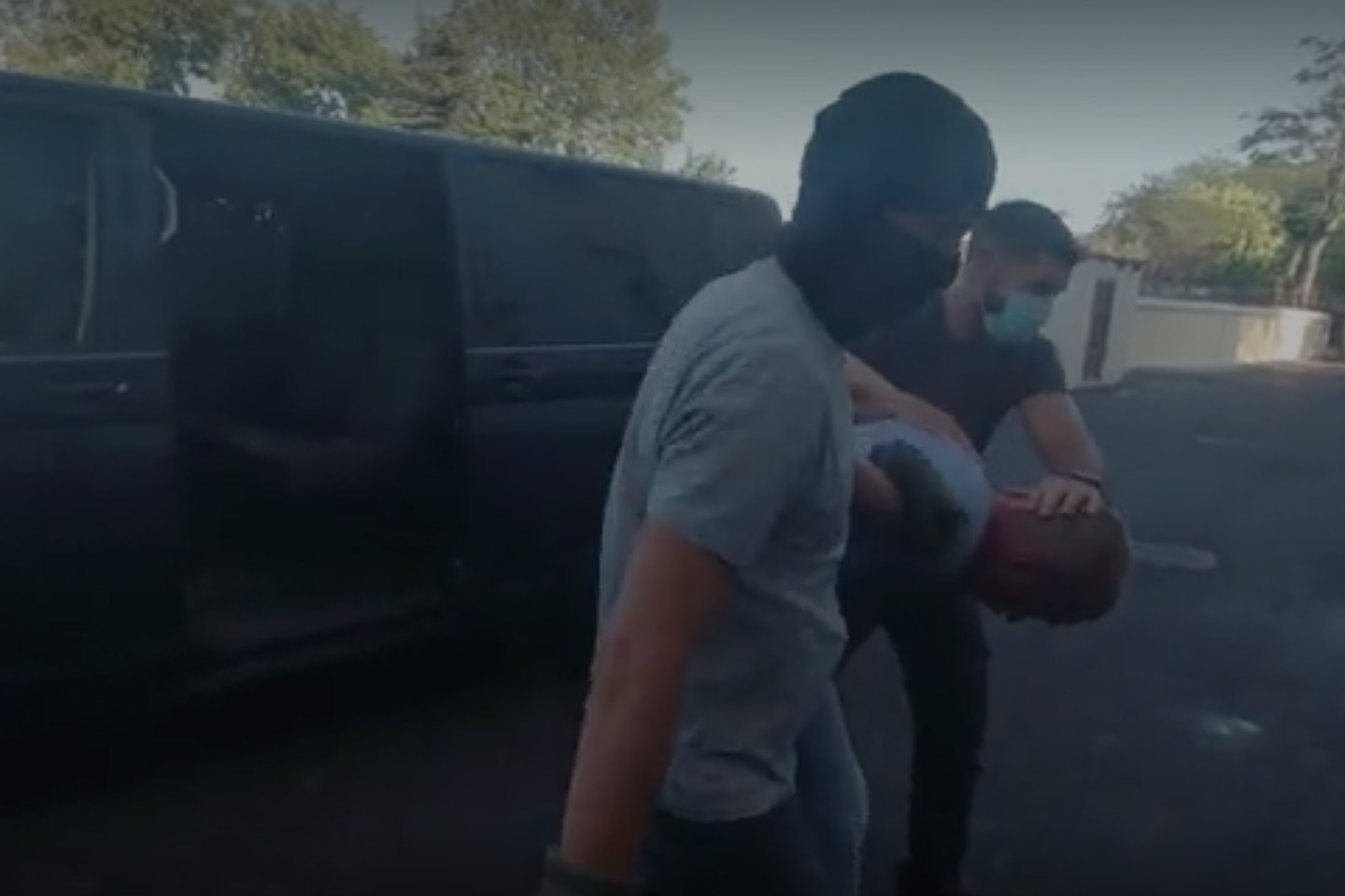 Опубликовано видео задержания военного в Севастополе по подозрению в госизмене