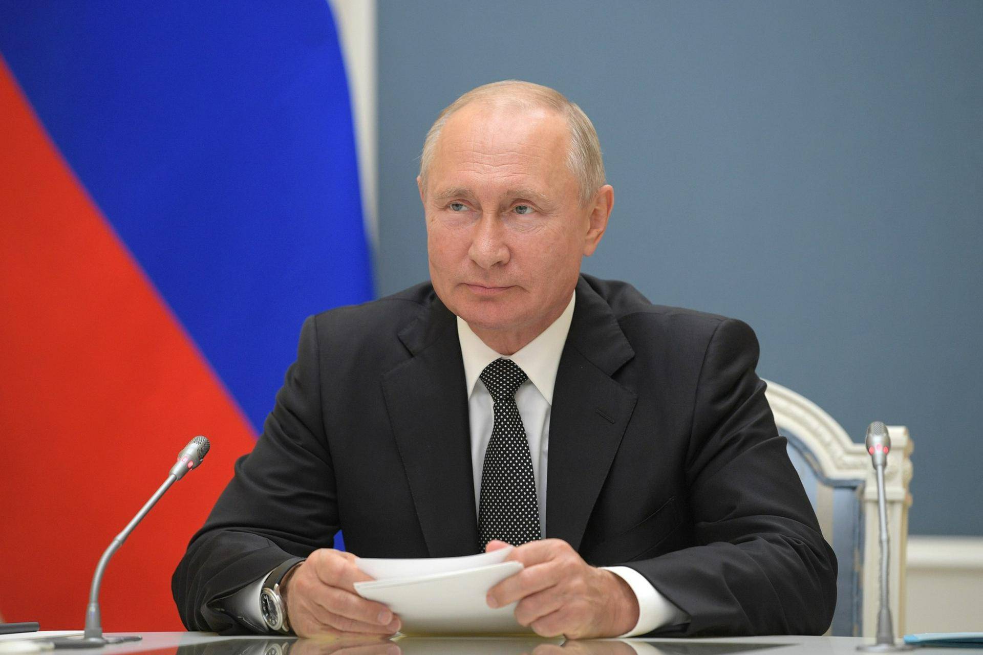 Дочери Путина привились от COVID-19