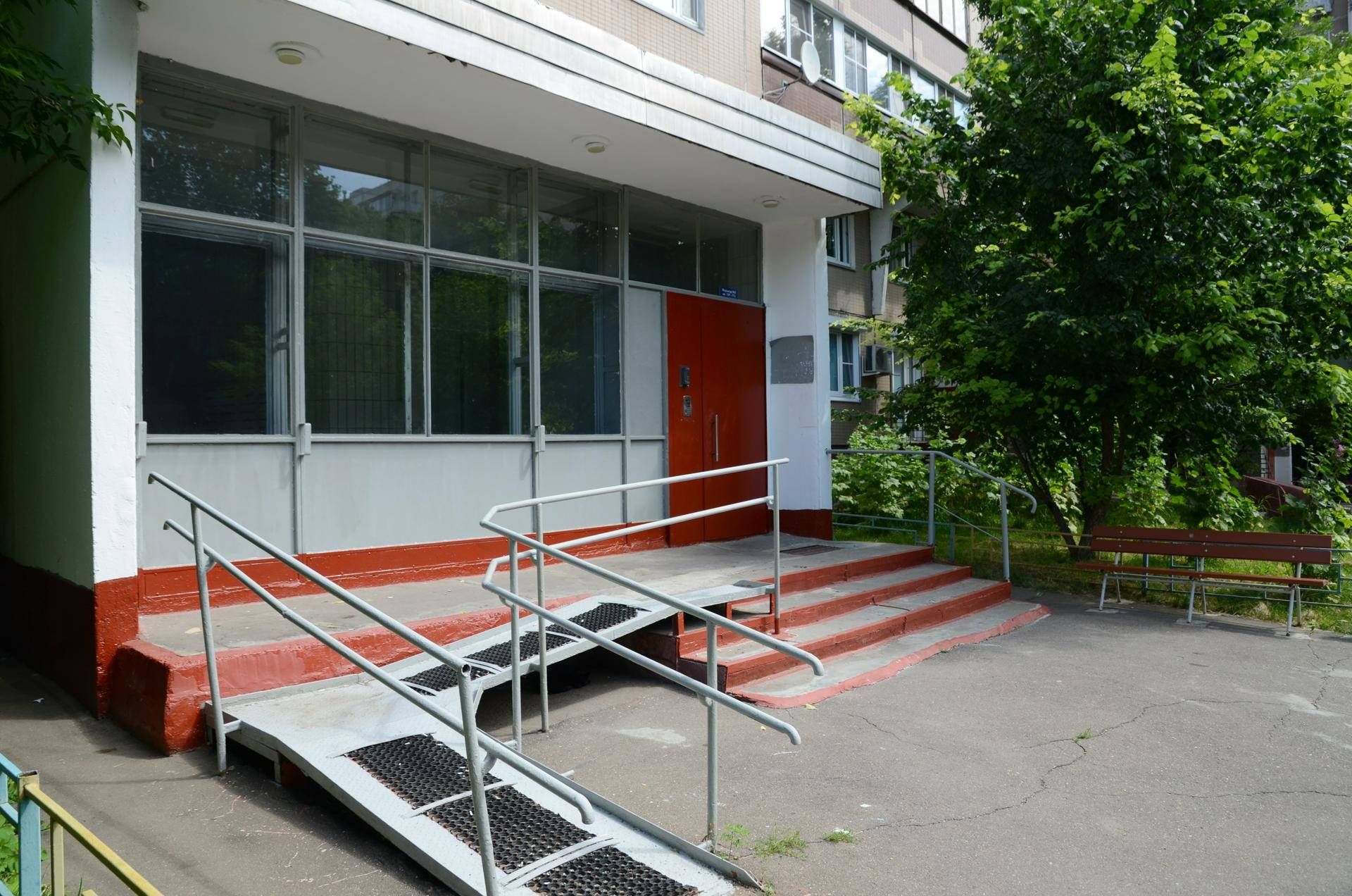 Мужчина «женился» на умершей старушке, чтобы завладеть ее квартирой в столице