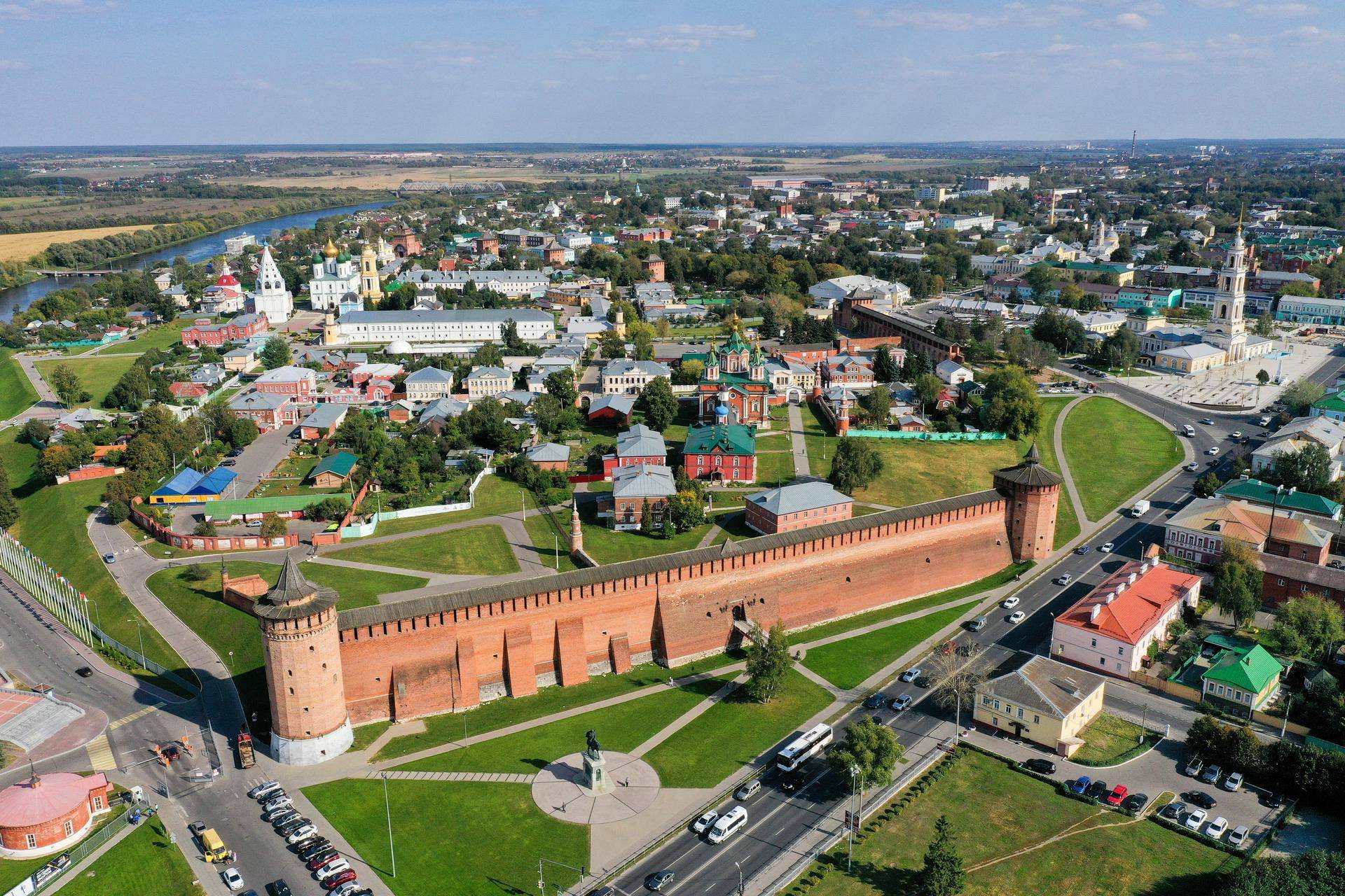 Названы самые бюджетные города для отдыха в Подмосковье