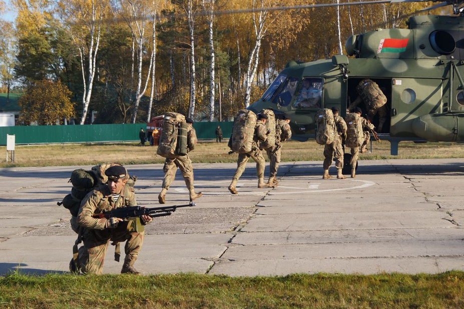 Совместные с Россией военные учения начались в Белоруссии