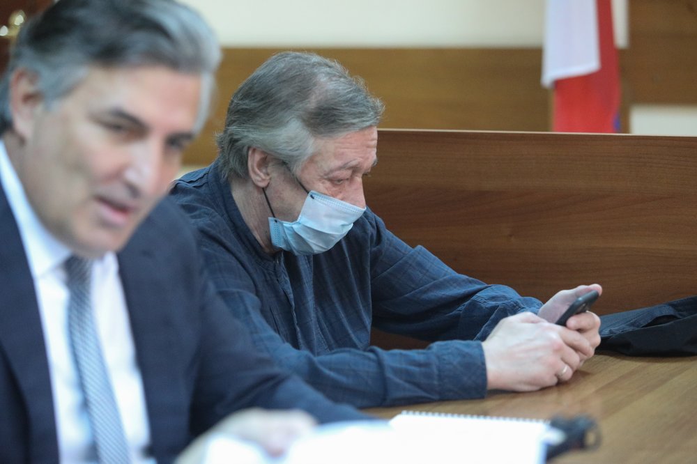 Пашаев назвал правильными свои действия во время защиты Ефремова в суде