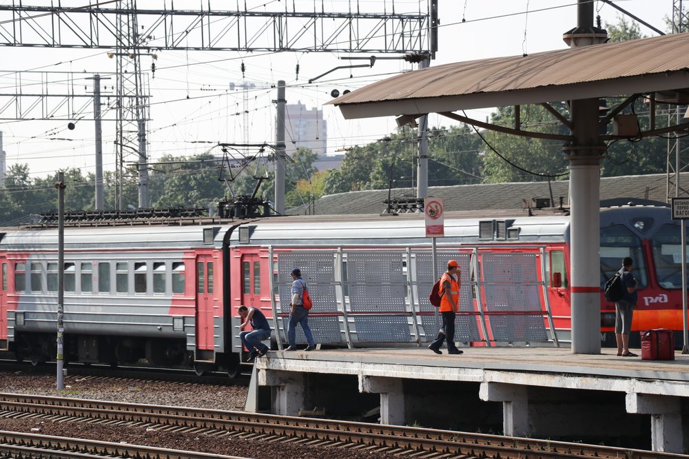 Восемь железнодорожных станций отремонтируют в Подмосковье в 2022 году