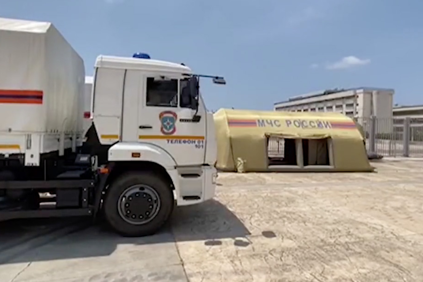 Прием пострадавших начался в полевом госпитале МЧС РФ в Бейруте