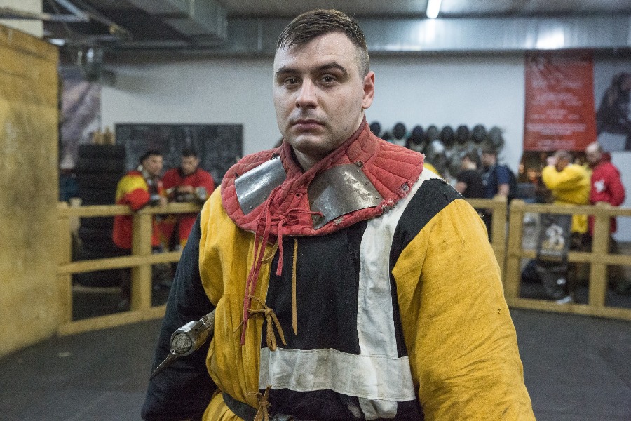 Григорий Блонский в свободное время занимается реконструкцией средневековых боев