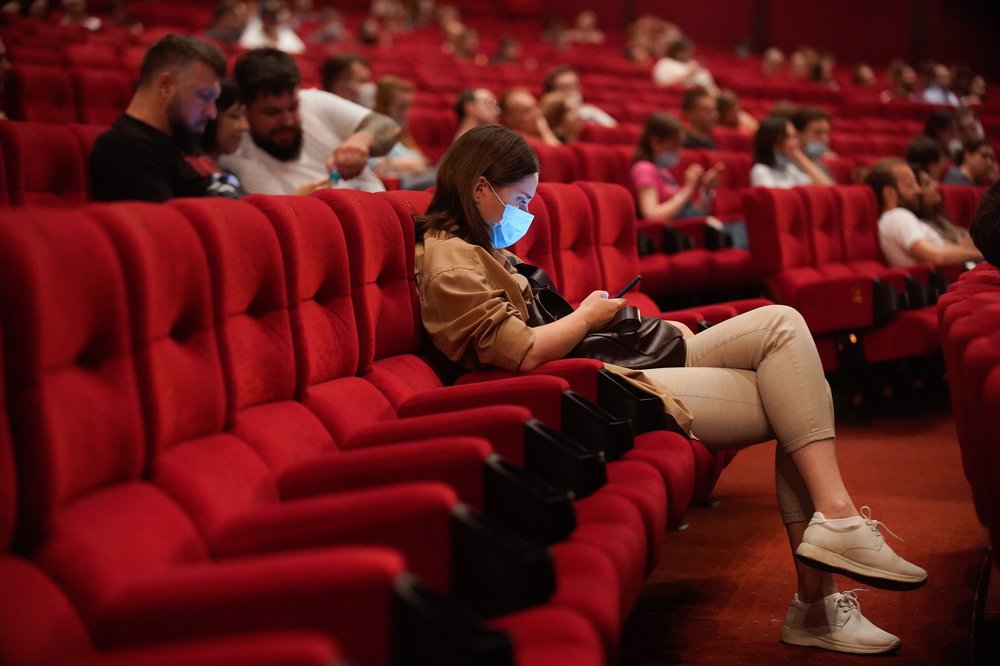 Проданные до 13 ноября билеты в московские театры и кинозалы останутся в силе