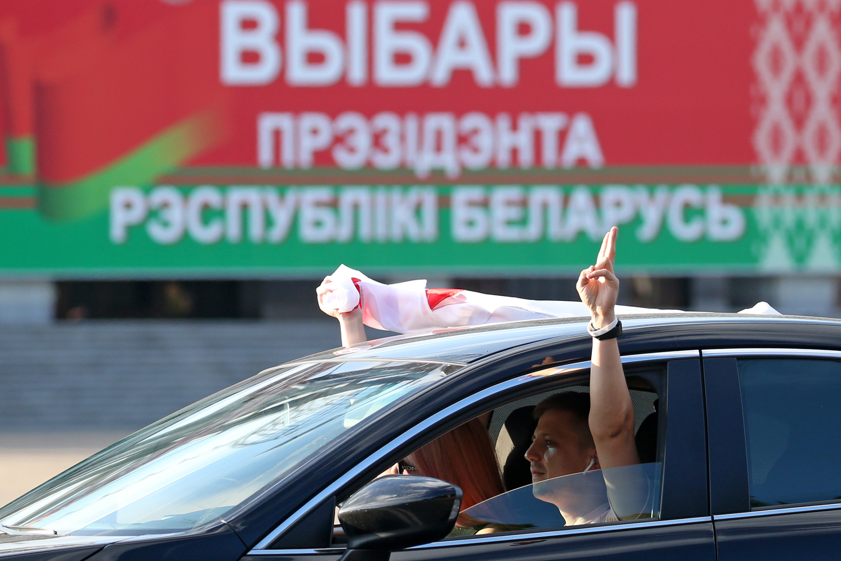 Пешеходную часть проспекта Независимости перекрыли в Минске