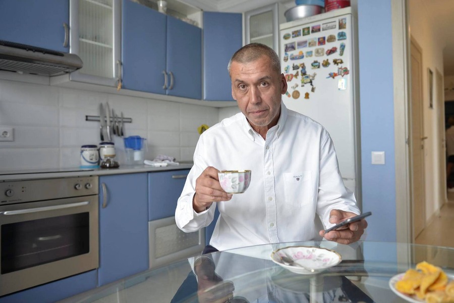 Раис Рамазанов 58 лет прожил в хрущевке, но полгода назад в рамках программы реновации получил квартиру в новостройке