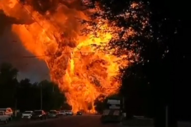 Четыре человека пострадали при взрыве автозаправки в Волгограде