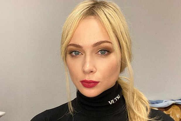 «Жаль, что не Бузова рядом»: поклонники отреагировали на фото Самбурской и Кошкиной