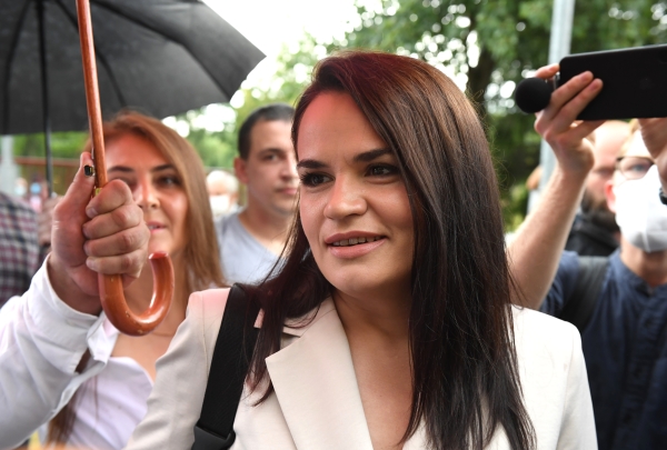 Соперница Лукашенко на выборах призвала белорусов к отказу от насилия