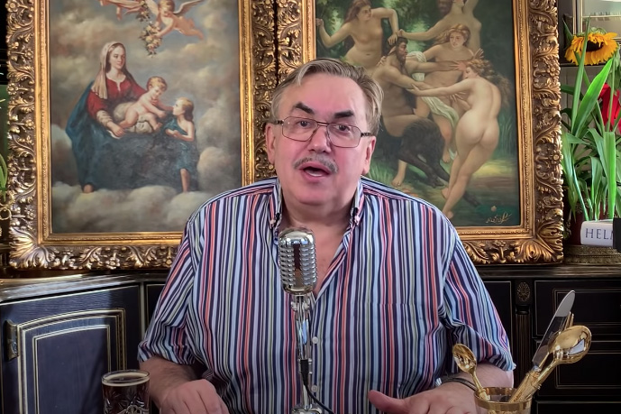 «Не портила спектакль»: Садальский оценил игру Бузовой на сцене МХАТ