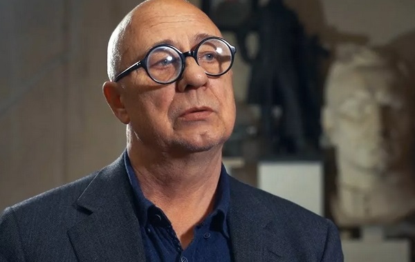 Михаил Переяславец создал памятник русскому живописцу Василию Сурикову