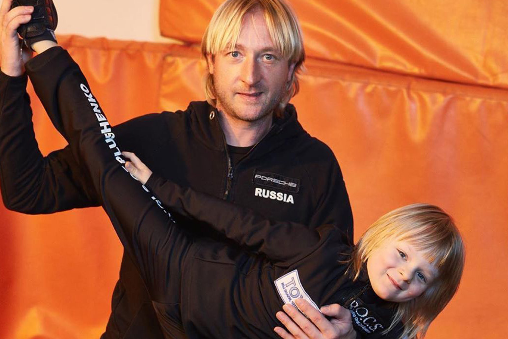 «Смотреть тяжело»: сын Плющенко испугал подписчиков своей тренировкой