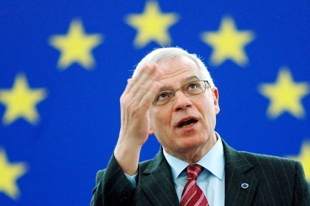 Глава европейской дипломатии пригрозил санкциями Белоруссии за аресты в стране