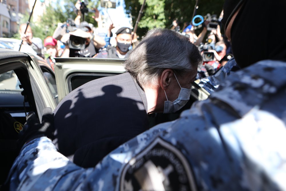 Потерпевшие по делу о ДТП с участием Ефремова потребовали один рубль компенсации