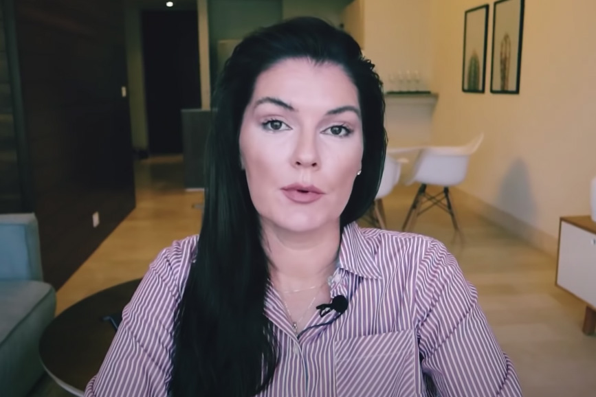 Психолог Степанова объяснила, как по одежде распознать истеричную женщину