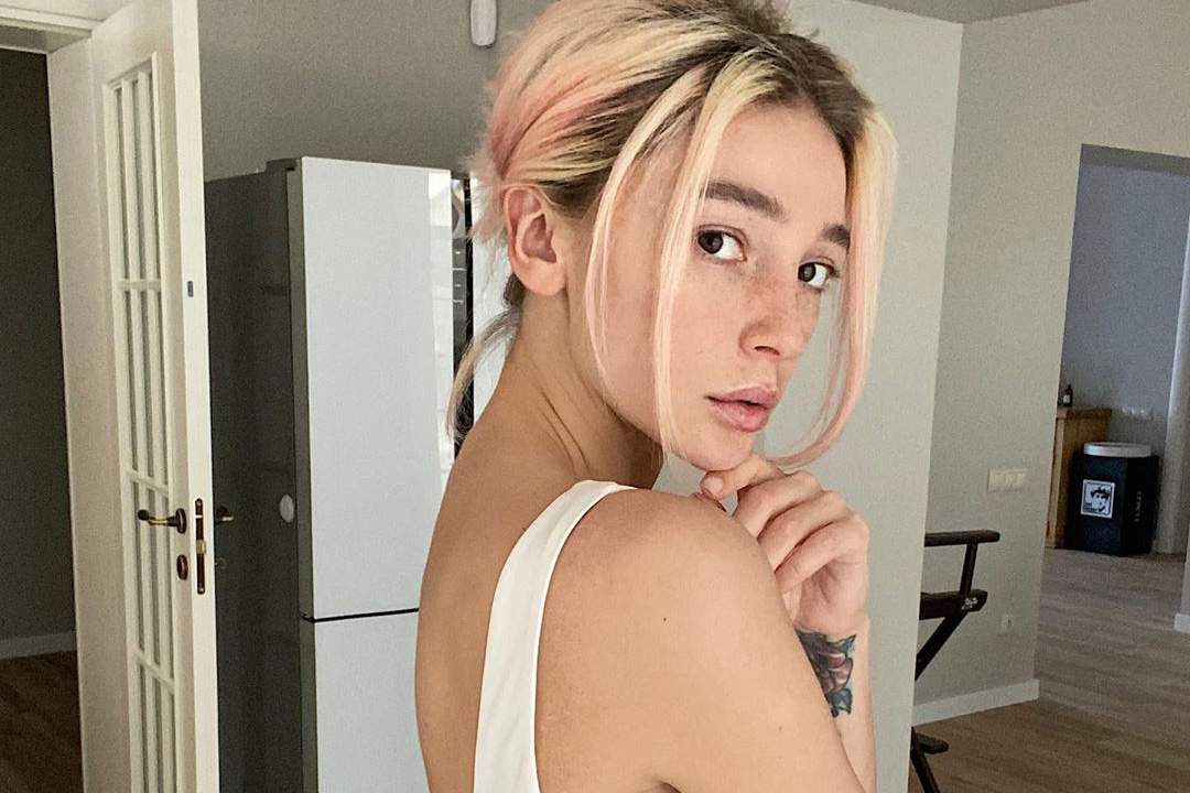 Юрист объяснил, какое наказание грозит Ивлеевой за незаконную рекламу алкоголя