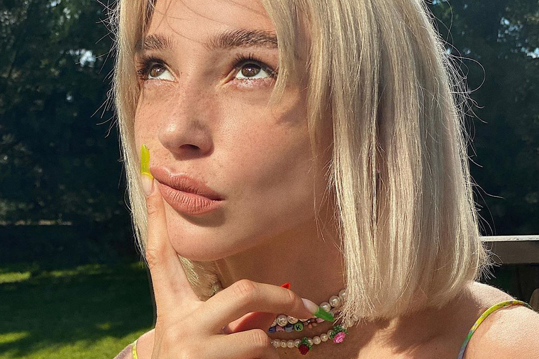 «Наращивай, однозначно»: Ивлеева спросила у подписчиков, какую прическу ей сделать