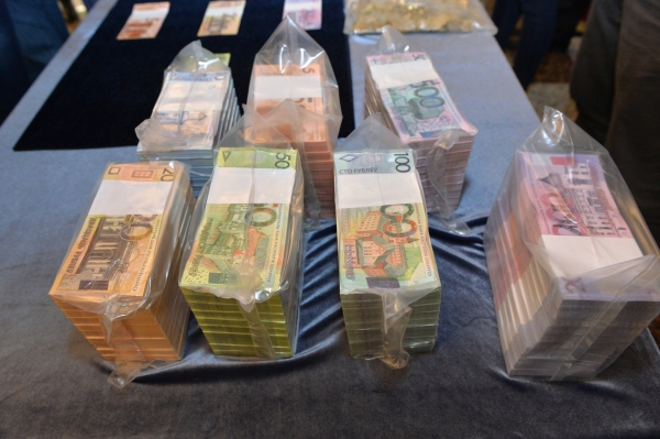 Экономист объяснил, как будет меняться курс белорусского рубля