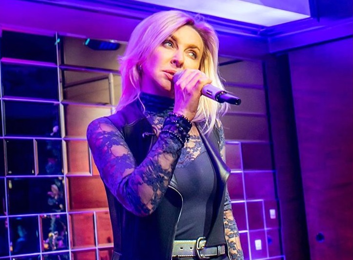 Представитель Овсиенко прокомментировал информацию о «пропаже» певицы