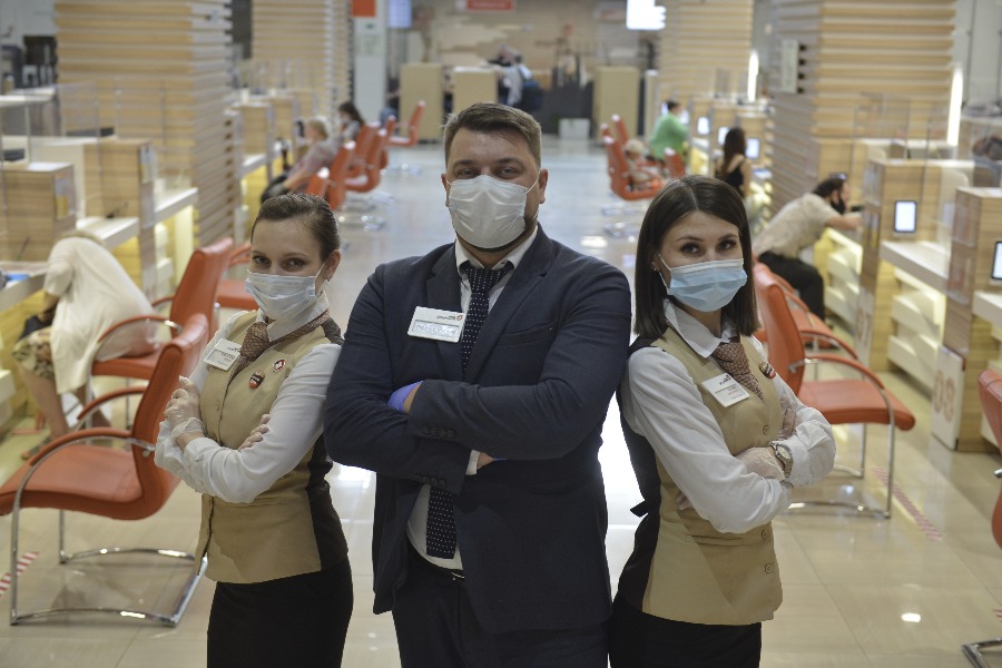 Более 18 тысяч пакетов документов оформили многодетные семьи в МФЦ столицы