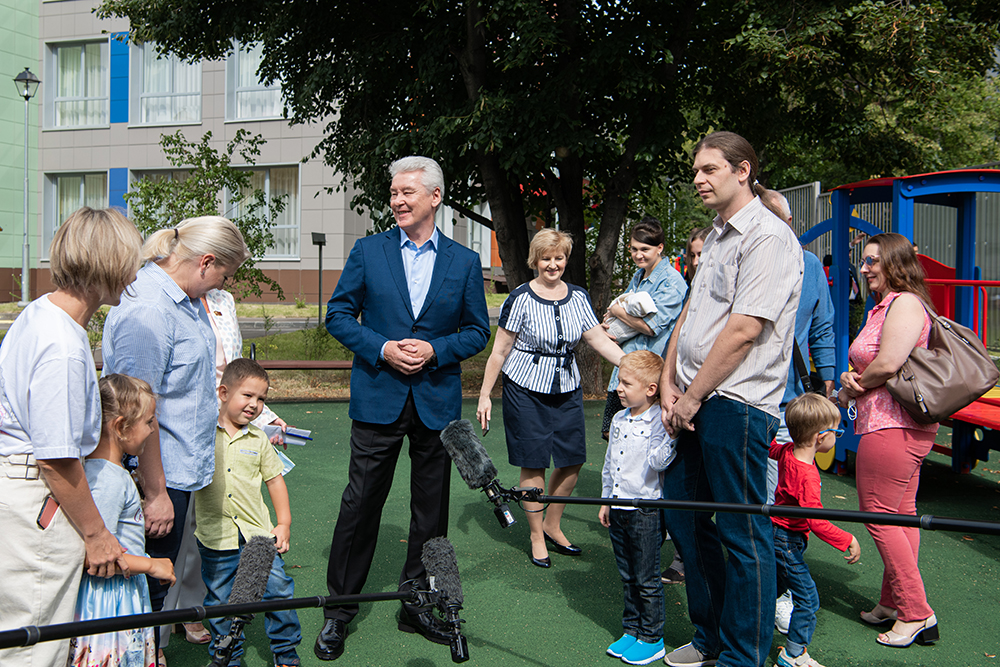 Сергей Собянин рассказал о строительстве в Москве новых школ и детских садов