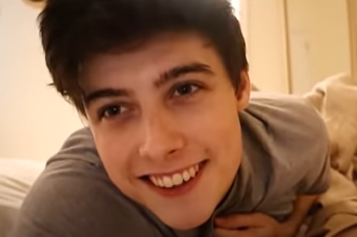 Популярный блогер скончался в 19 лет