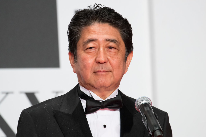 Бывший премьер-министр Японии Синдзо Абэ умер после покушения