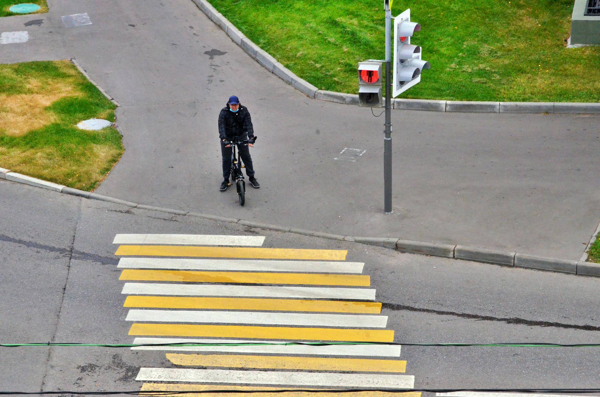 Верховный суд РФ обязал водителей ждать, пока пешеходы не уйдут с зебры