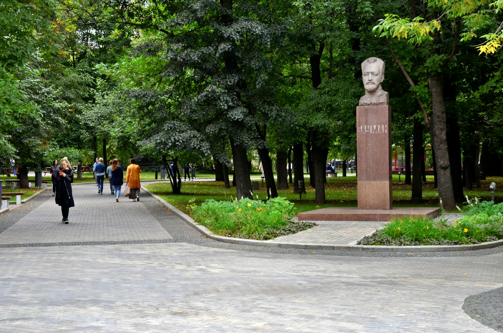 Ремонт восемнадцати столичных памятников планируют завершить до конца года