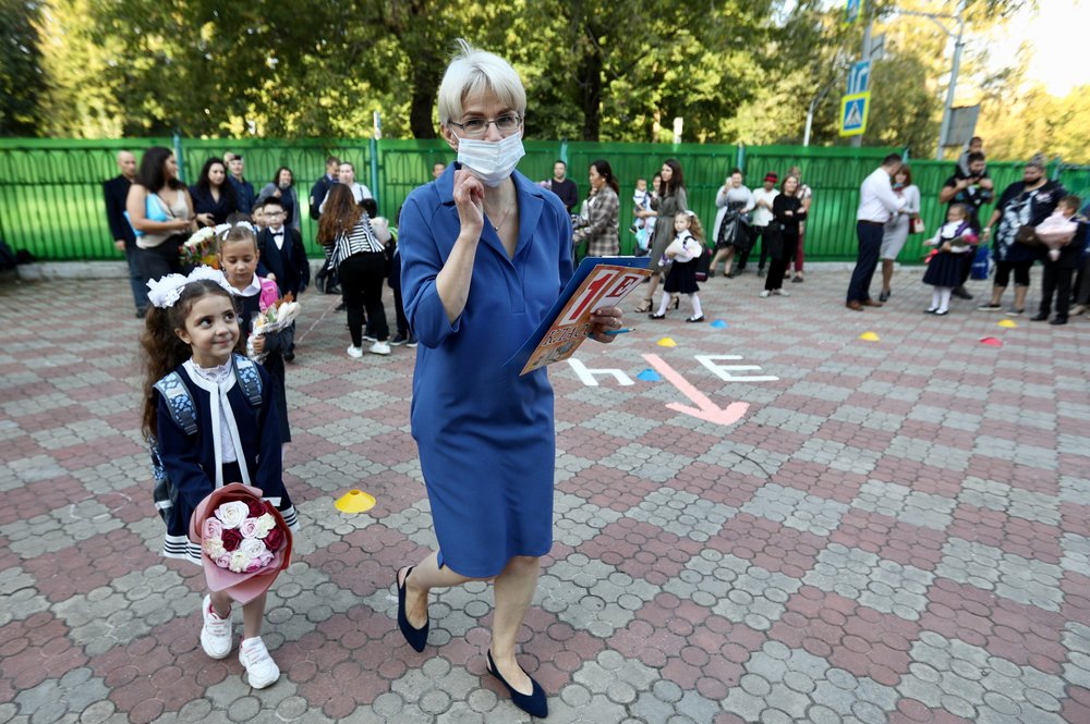 Столичные учителя получили три тысячи грантов за развитие МЭШ