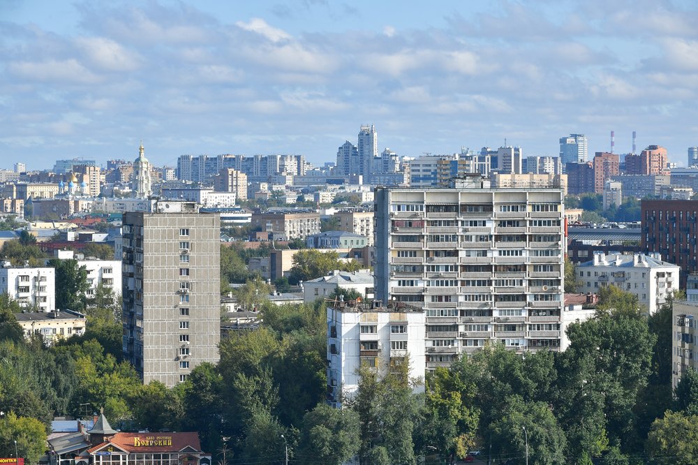 Облачную погоду с прояснениями пообещали москвичам 8 мая