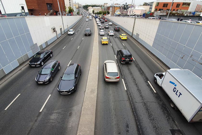 Движение транспорта по улице Космонавта Волкова ограничат с 9 ноября