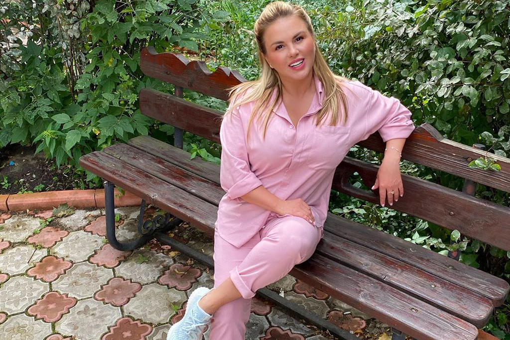 «Ковидом стало модно болеть?»: подписчики усомнились в диагнозе Семенович