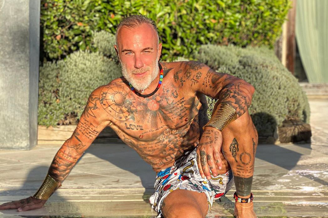 Танец итальянского миллионера с подругой в роддоме набрал миллион просмотров