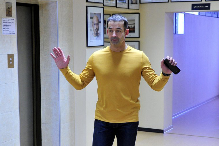 Певцов купил себе могилу рядом с сыном на Троекуровском кладбище