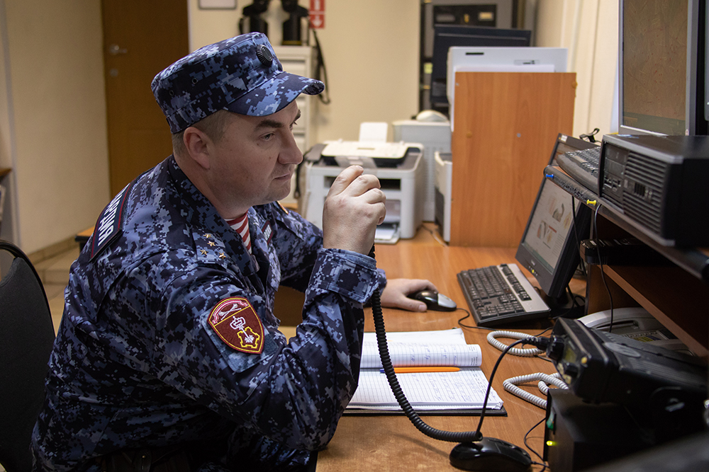 Подозреваемых в убийстве мужчины на севере Москвы задержали по горячим следам