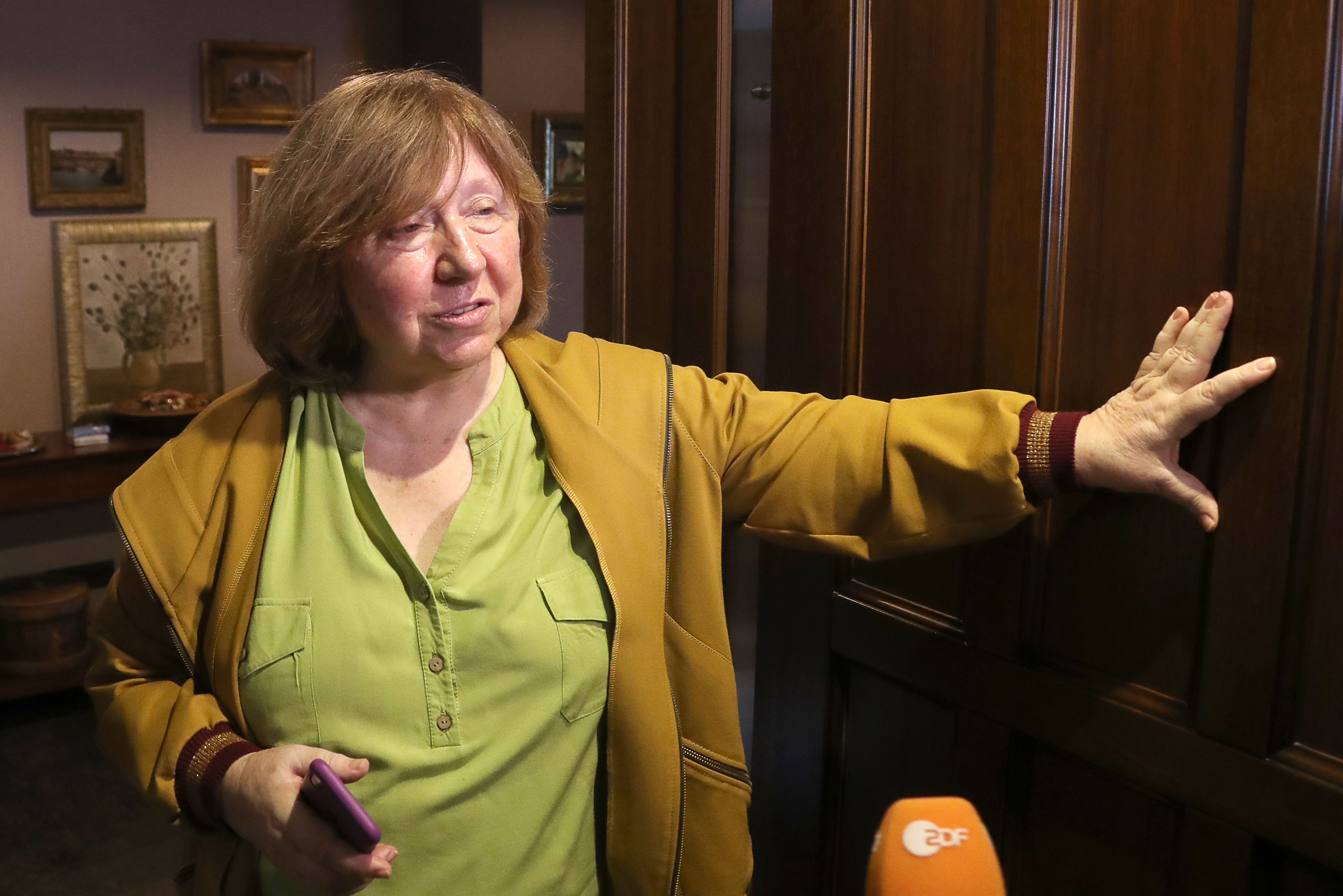 Писатель Светлана Алексиевич заявила о «восстании» Белоруссии